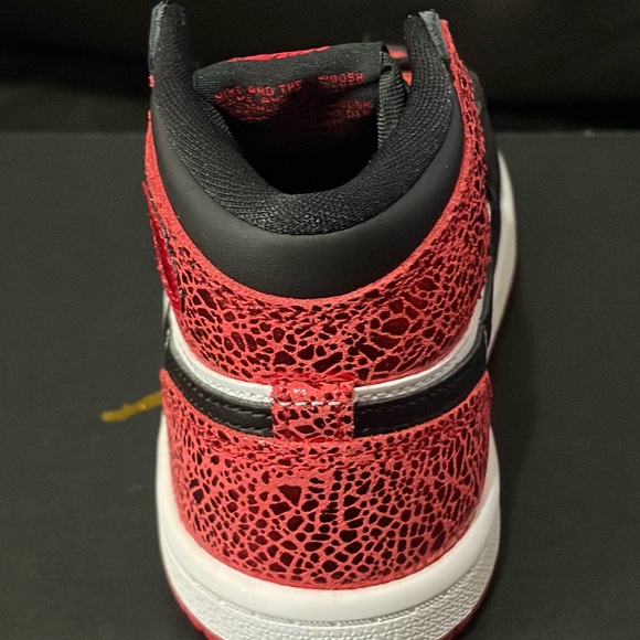 Air Jordan 1 Retro High OG “Ruby Red” size 7c - Picture 4 of 7